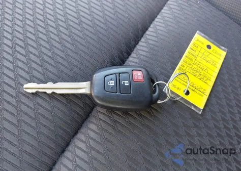 2017 Toyota Highlander Le из США, поврежденный, VIN 5TDZARFH1HS031949